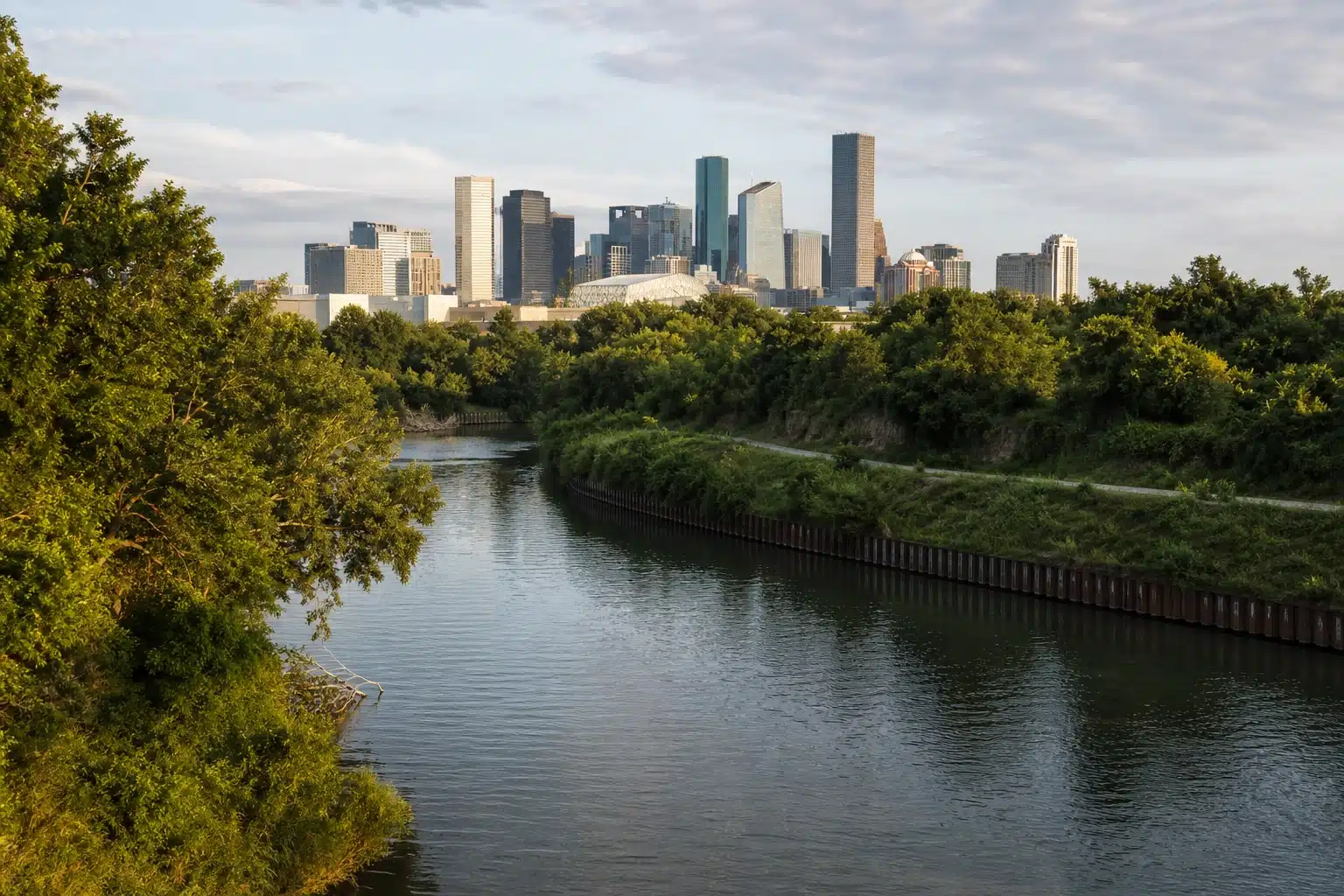 Buffalo Bayou trails and kayak rentals